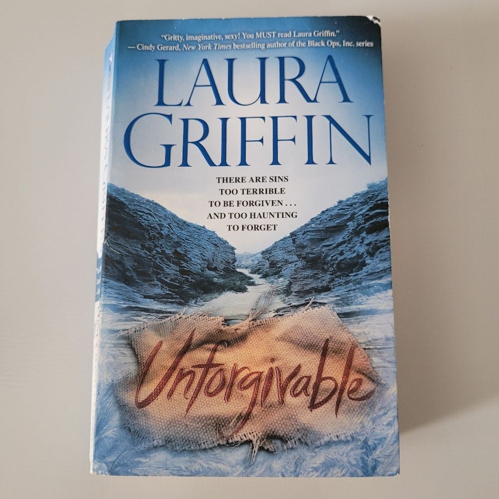 Laura Griffin "Unforgivable" Paperback Novel